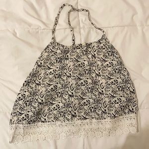 LF size S crop top patterned